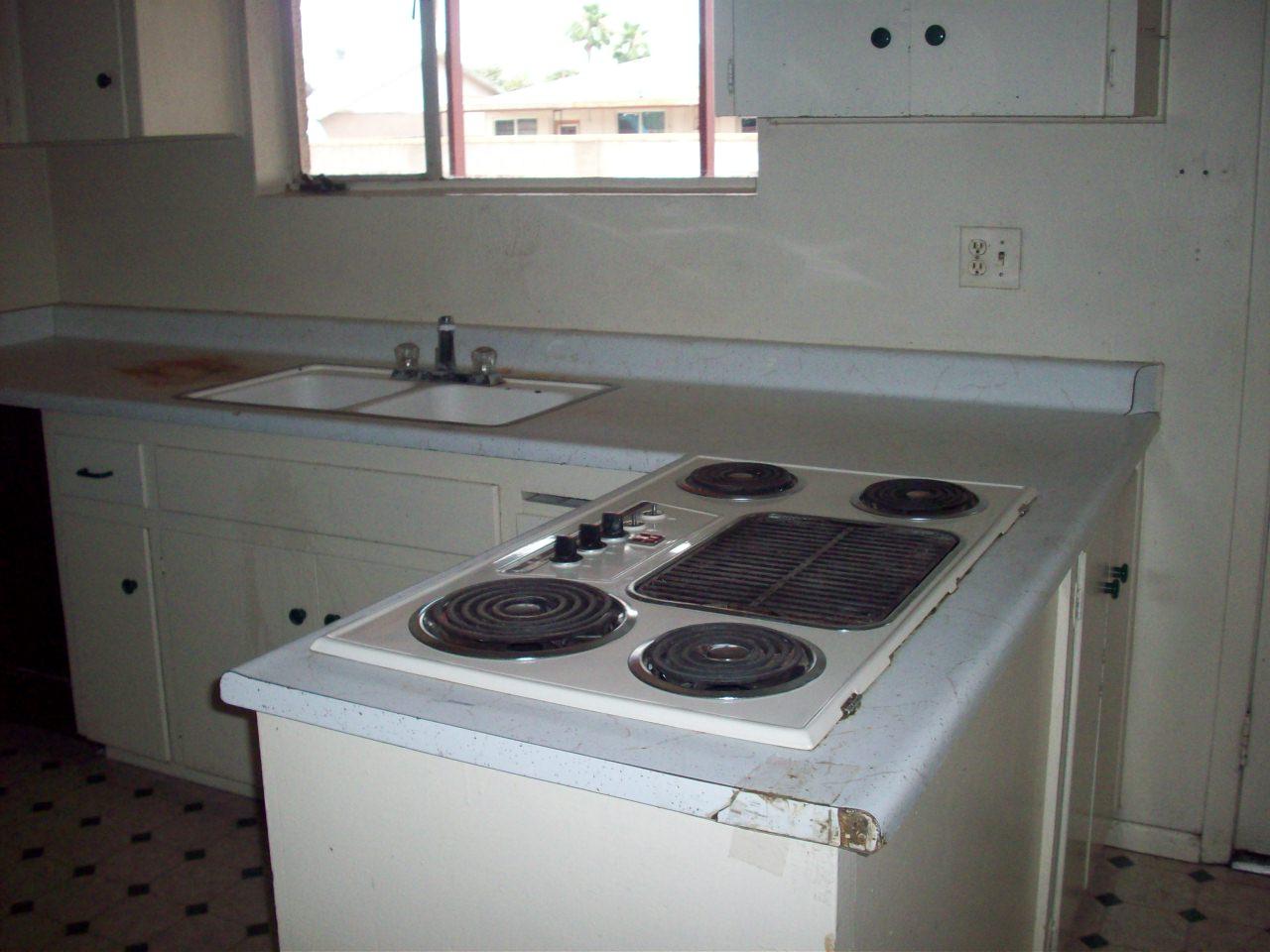 4309 West Osborn Road Phoenix, AZ 85031 - Photo 3 of 9 KITCHEN
