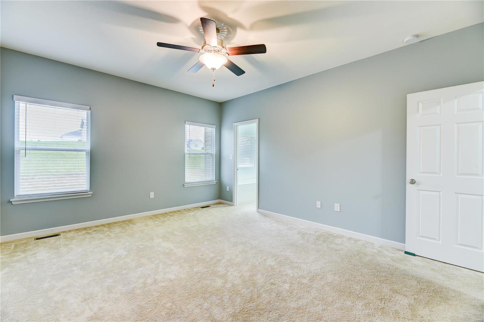 3847 Riverside Pointe Drive Florissant, MO 63034 - Photo 12 of 20 Gallery Image 12
