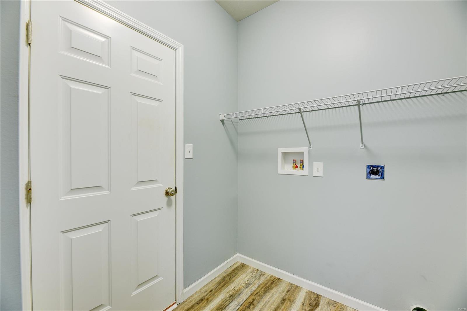 3847 Riverside Pointe Drive Florissant, MO 63034 - Photo 18 of 20 Gallery Image 18