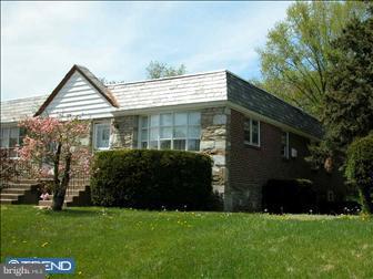 594 Wanamaker Road Abington, PA 19046 - Photo 1 of 6 Exterior Front