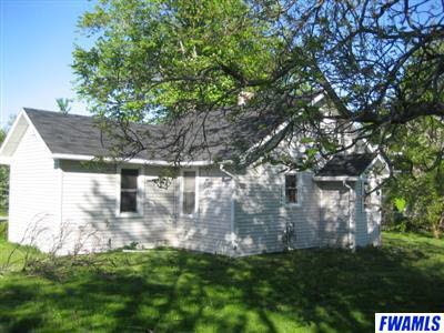 428 South 1st Street Decatur, IN 46733 - Photo 2 of 7