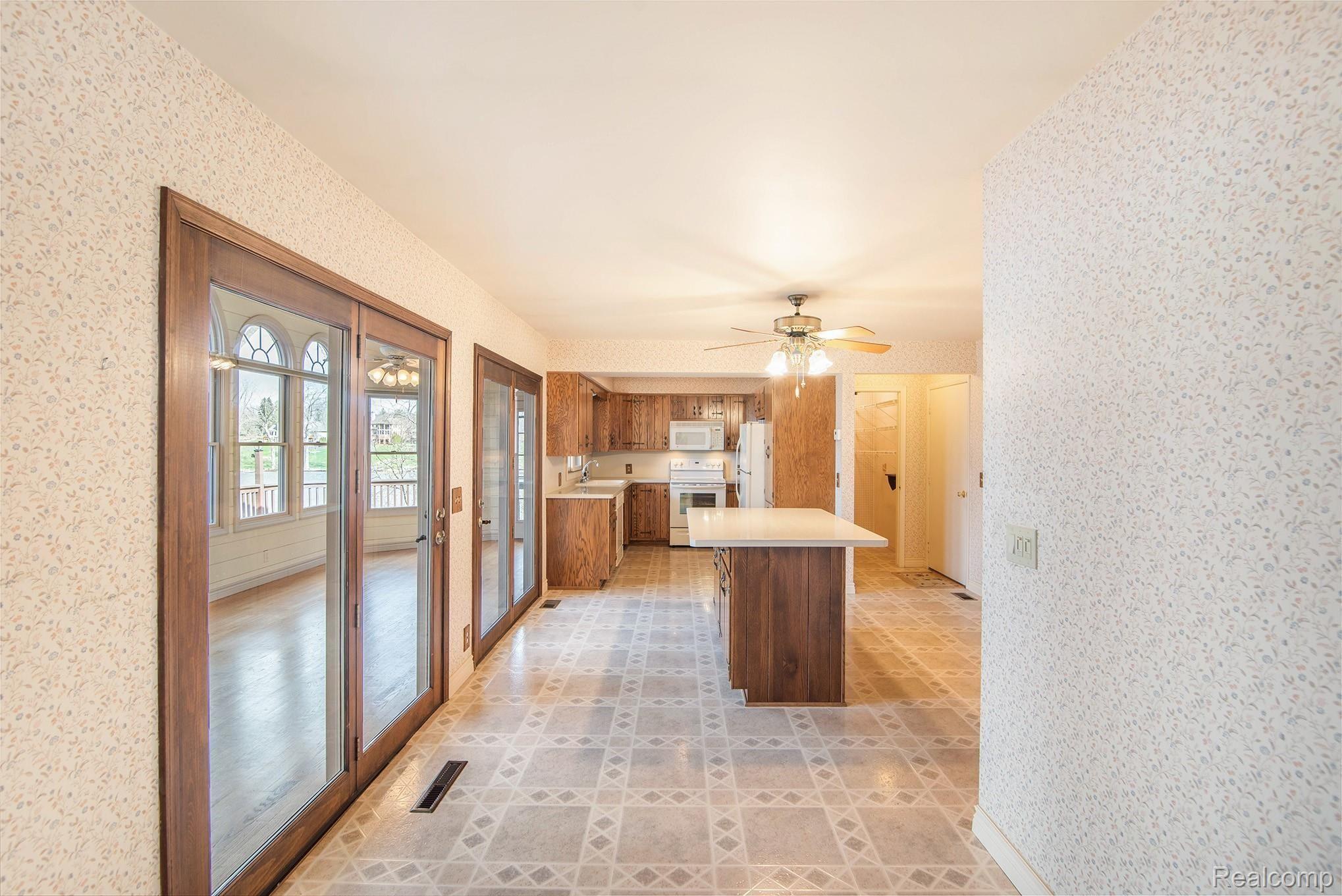 15526 Lobdell Road Linden, MI 48451 - Photo 18 of 42 DSC_9578.jpg