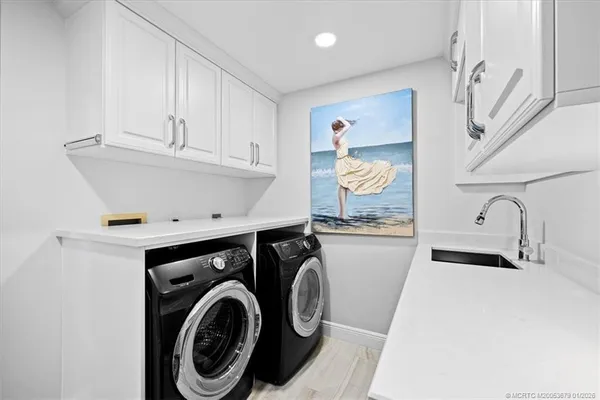 $1,975,000 | 6266 Southeast Oakmont Place, Stuart, FL 34997