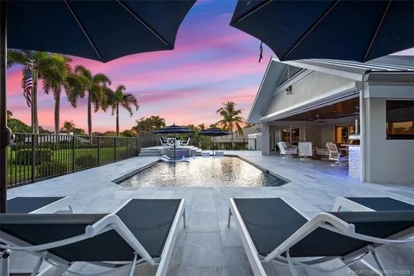 $1,975,000 | 6266 Southeast Oakmont Place, Stuart, FL 34997