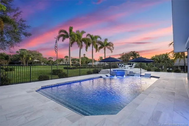 $2,195,000 | 6266 Southeast Oakmont Place, Stuart, FL 34997