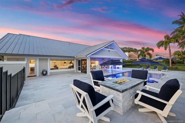 $2,195,000 | 6266 Southeast Oakmont Place, Stuart, FL 34997