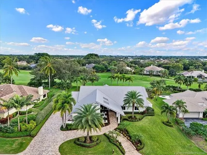 $2,195,000 | 6266 Southeast Oakmont Place, Stuart, FL 34997