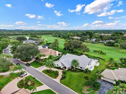 $2,195,000 | 6266 Southeast Oakmont Place, Stuart, FL 34997