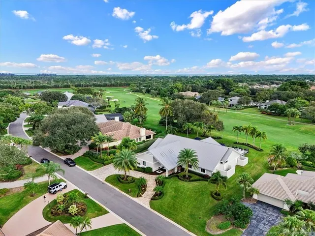 $2,195,000 | 6266 Southeast Oakmont Place, Stuart, FL 34997