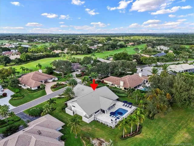 $2,195,000 | 6266 Southeast Oakmont Place, Stuart, FL 34997