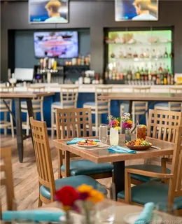 $2,195,000 | 6266 Southeast Oakmont Place, Stuart, FL 34997