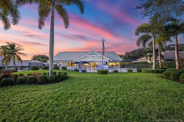$1,975,000 | 6266 Southeast Oakmont Place, Stuart, FL 34997