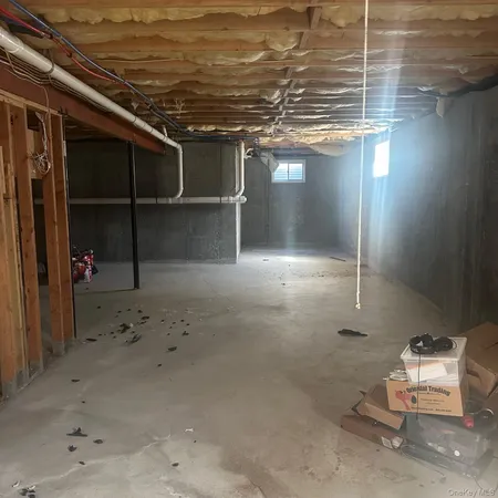 $775,000 | 141 North 28th Street, Wheatley Heights, NY 11798