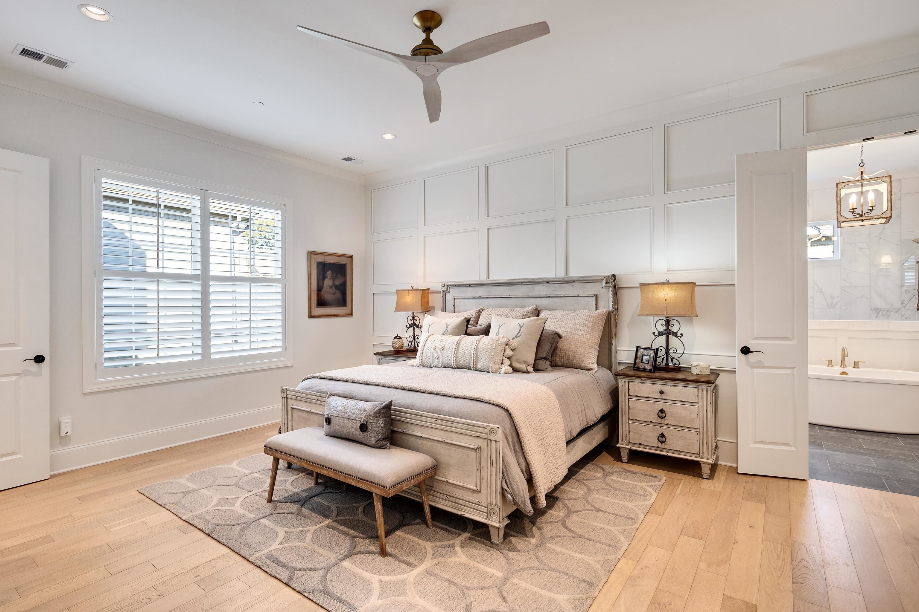 10138 Cliveden Circle South Collierville, TN 38017 - Photo 20 of 39 a spacious bedroom with a bed and a window