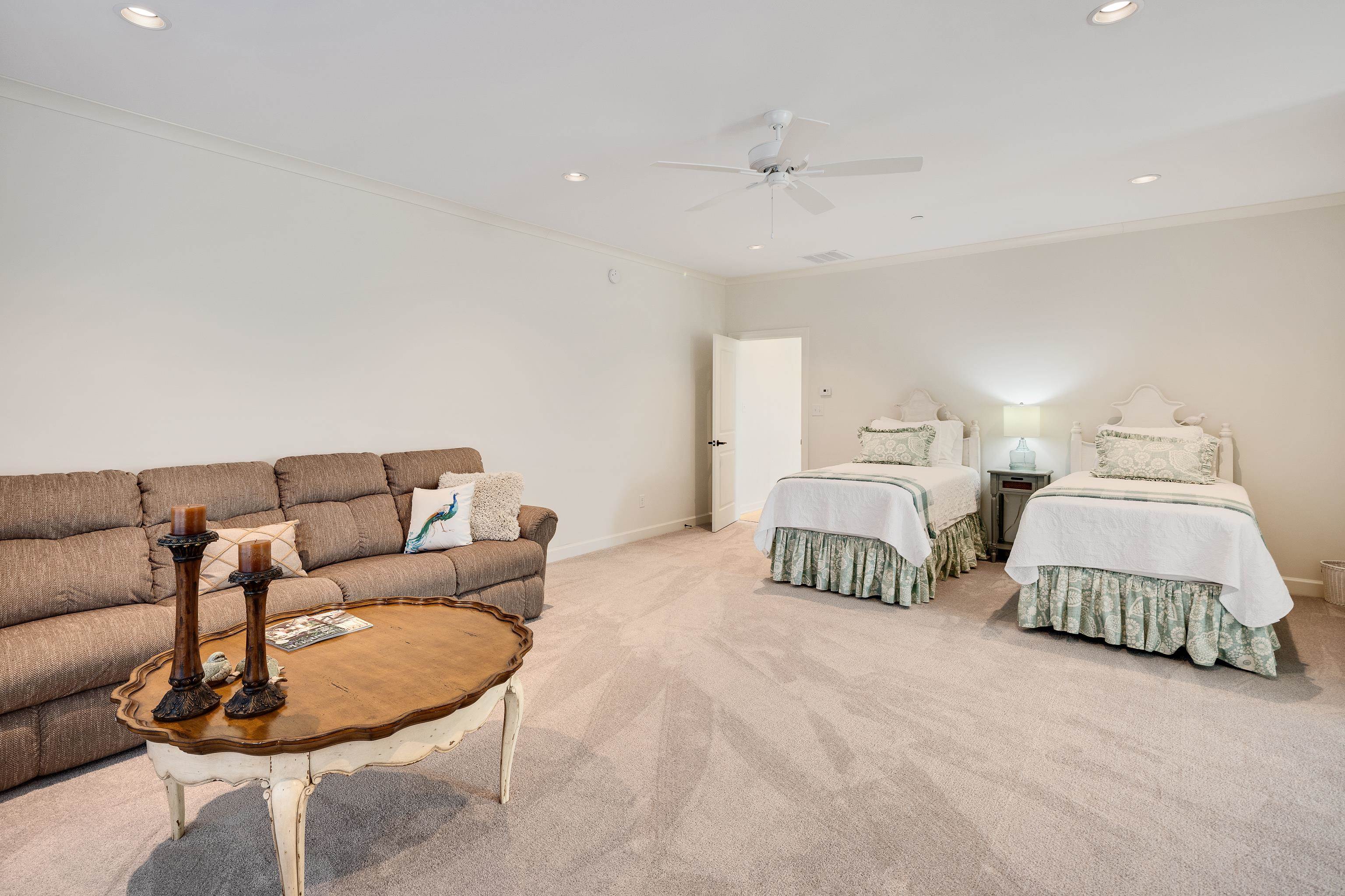 10138 Cliveden Circle South Collierville, TN 38017 - Photo 30 of 39 a bedroom with a bed and couch