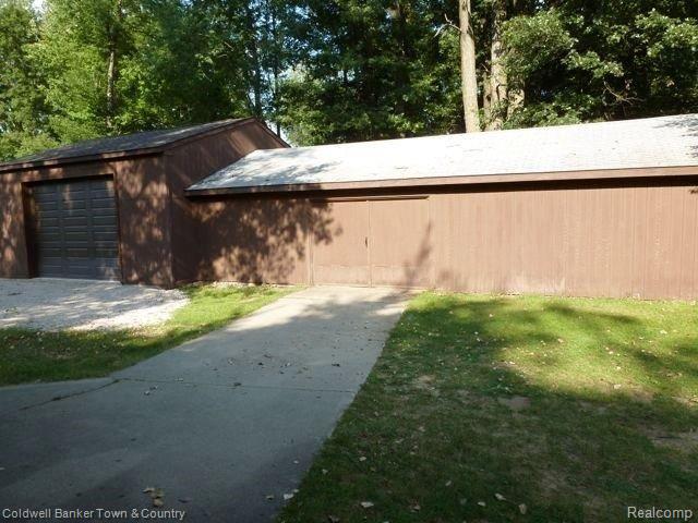 1660 Sexton Road Howell, MI 48843 - Photo 33 of 33 Shop building.jpg
