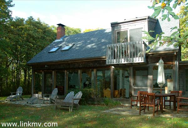 5 Rhythm Road Chilmark, MA 02535 - Photo 1 of 15 http://d1qzqeyxiitrap.cloudfront.net/photos/21228/600/bcd74de9.jpg