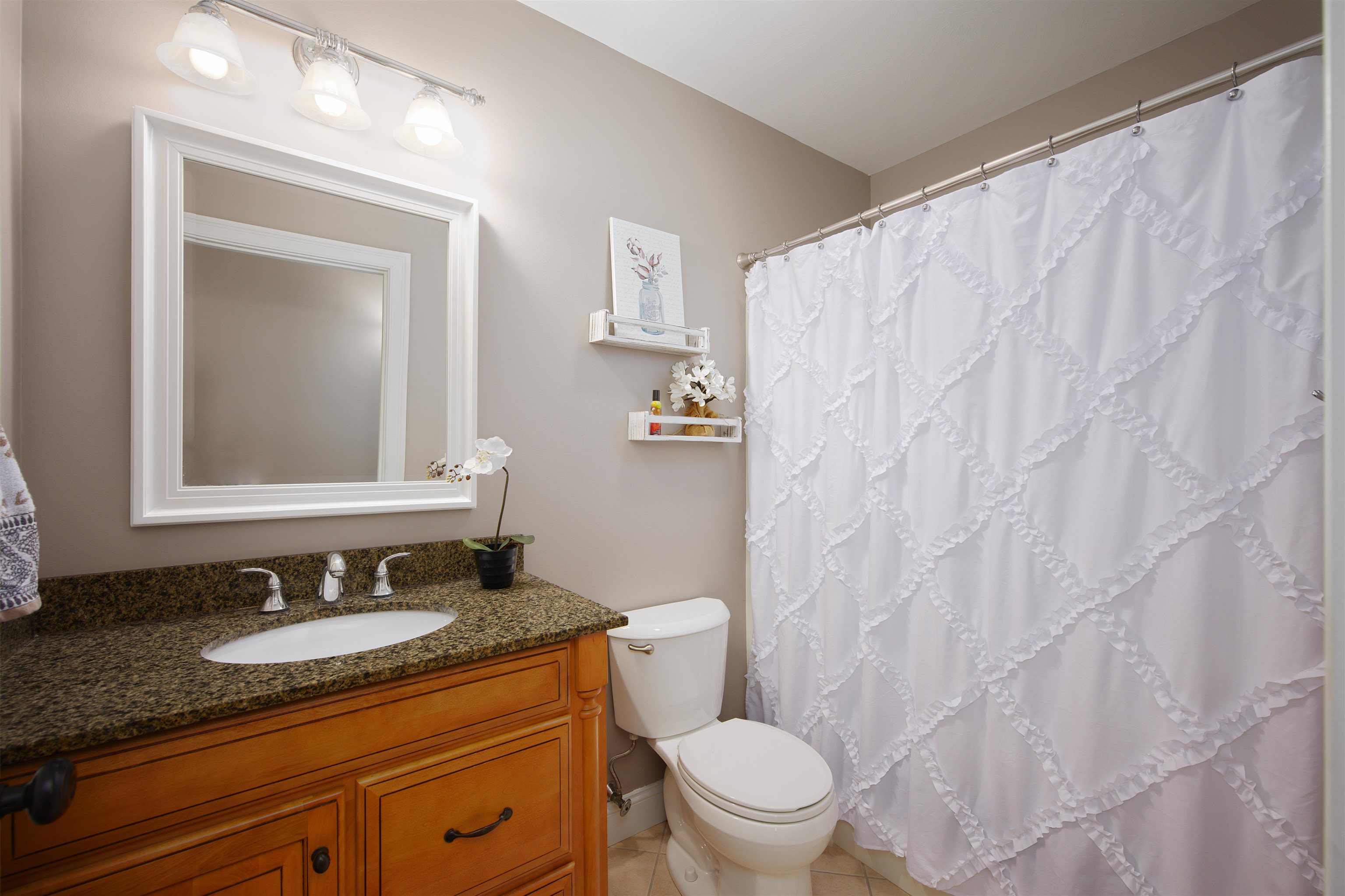64 Cottage Road Kensington, NH 03833 - Photo 20 of 49