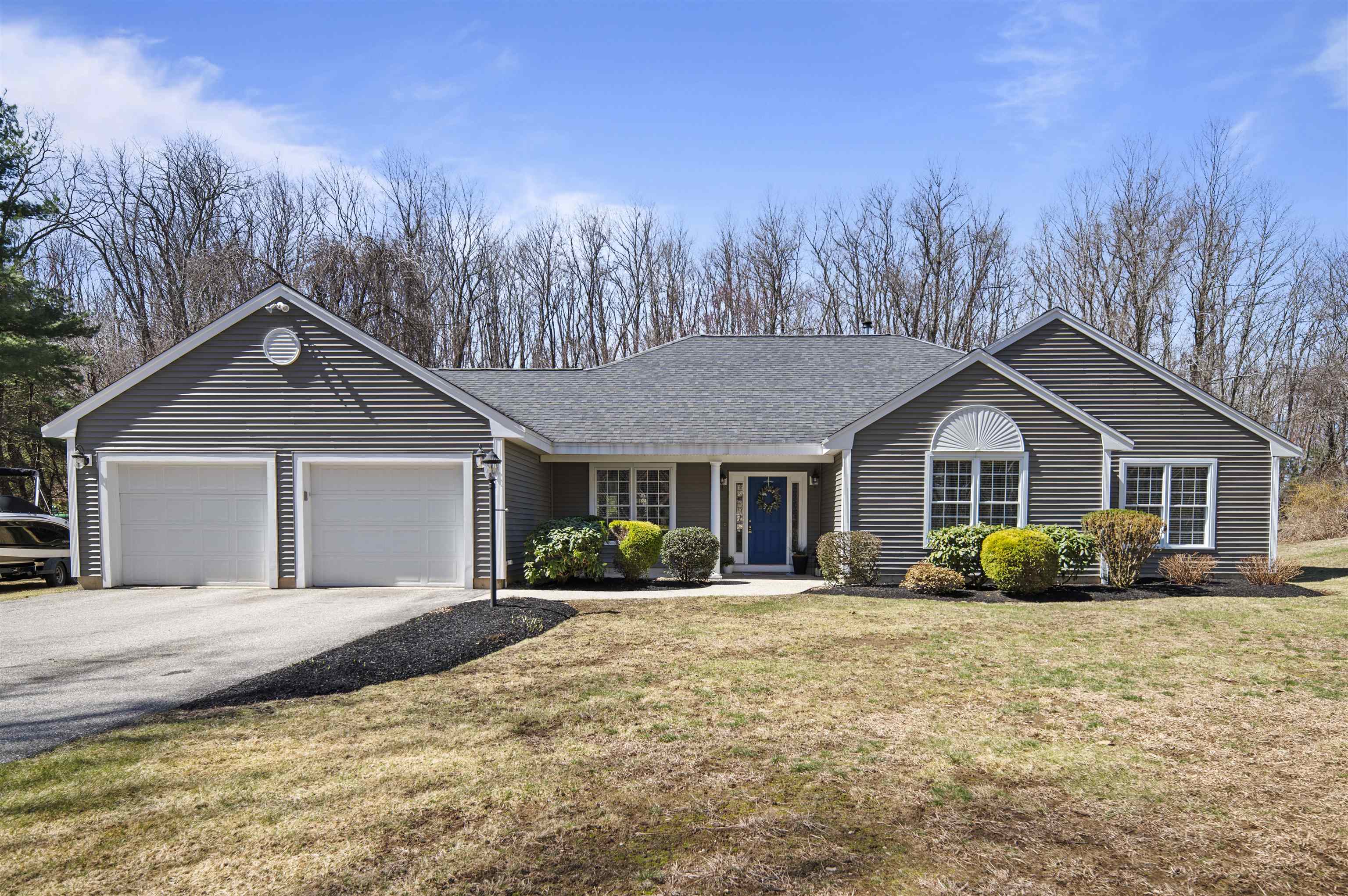 64 Cottage Road Kensington, NH 03833 - Photo 3 of 49