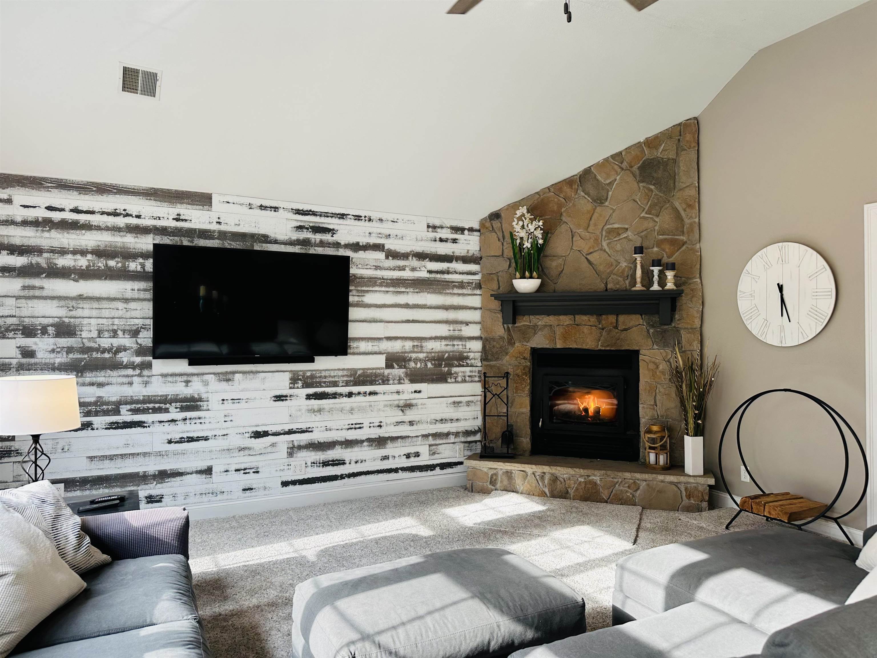 64 Cottage Road Kensington, NH 03833 - Photo 4 of 7