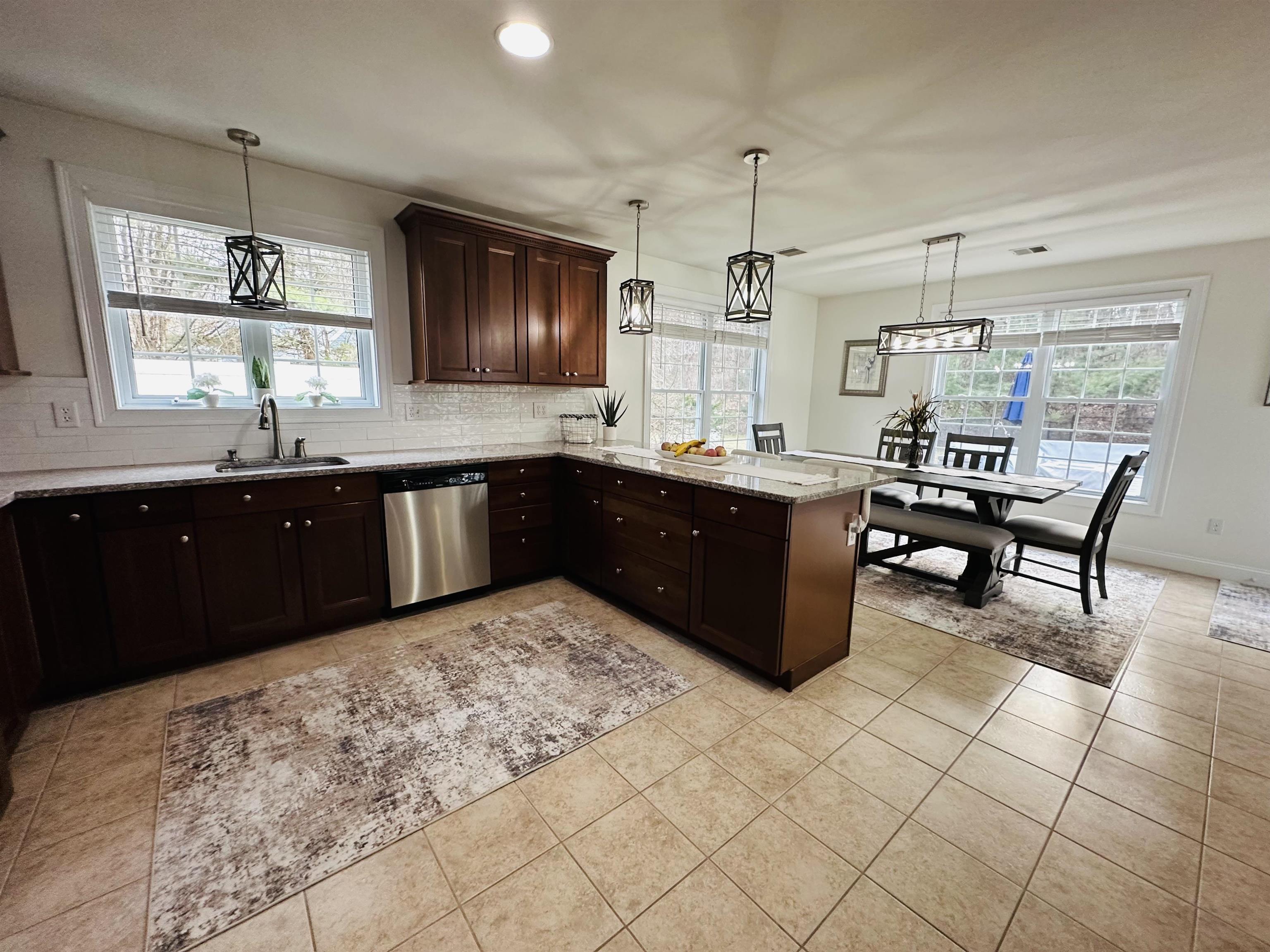 64 Cottage Road Kensington, NH 03833 - Photo 6 of 7