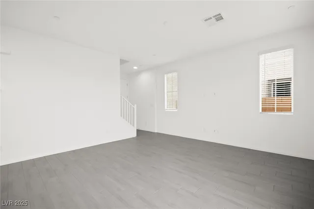 $2,700 | 10140 Gabby Glen Street, Las Vegas, NV 89183