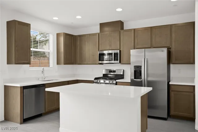 $2,700 | 10140 Gabby Glen Street, Las Vegas, NV 89183