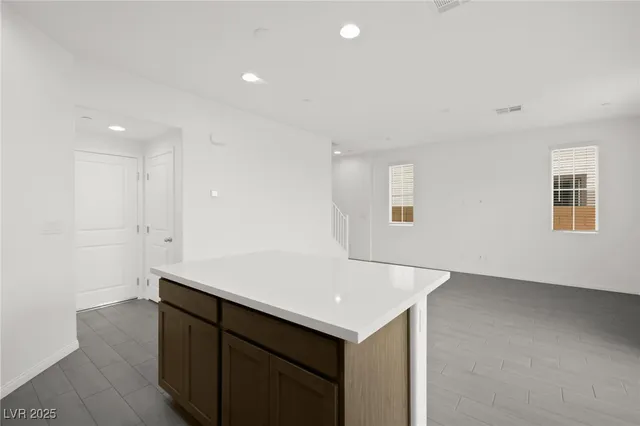 $2,700 | 10140 Gabby Glen Street, Las Vegas, NV 89183