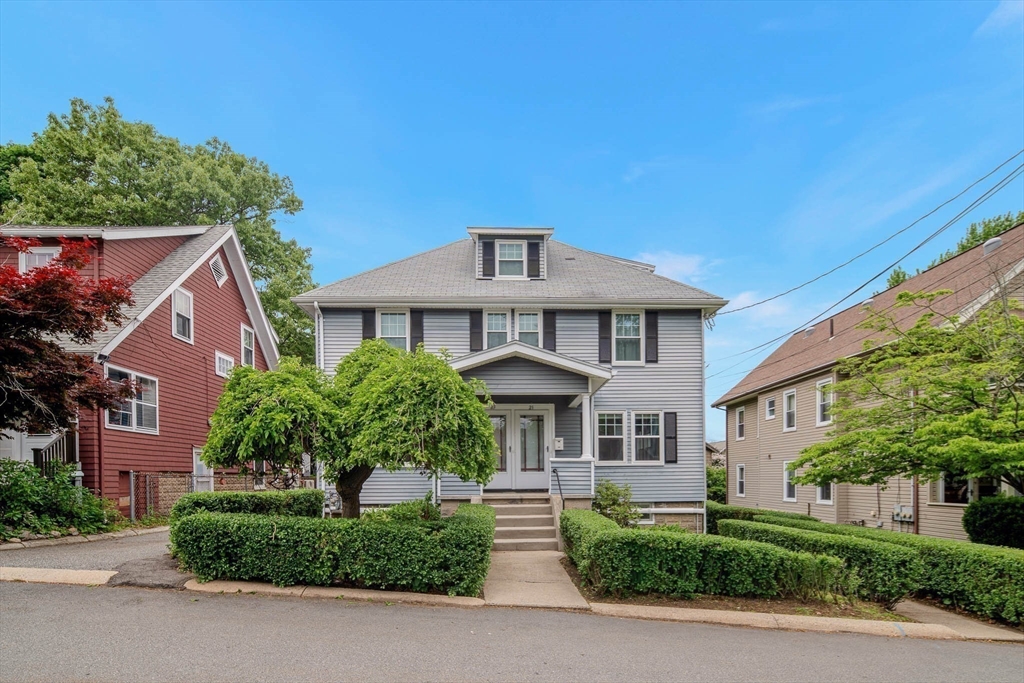 21 Fessenden Road, Unit 21 Arlington, MA 02476 - Photo 16 of 19