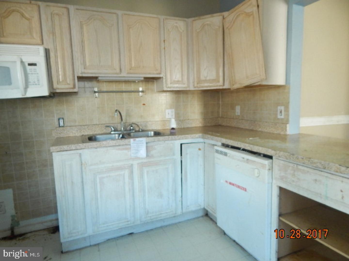 305 Delaware Avenue Riverside, NJ 08075 - Photo 5 of 11