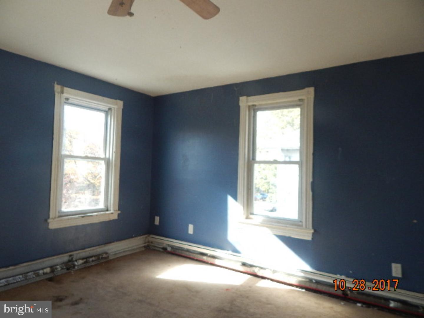 305 Delaware Avenue Riverside, NJ 08075 - Photo 7 of 11