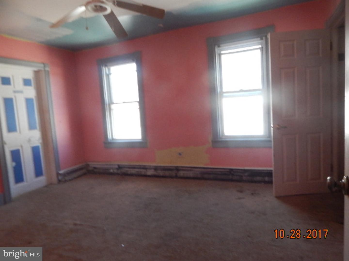305 Delaware Avenue Riverside, NJ 08075 - Photo 8 of 11