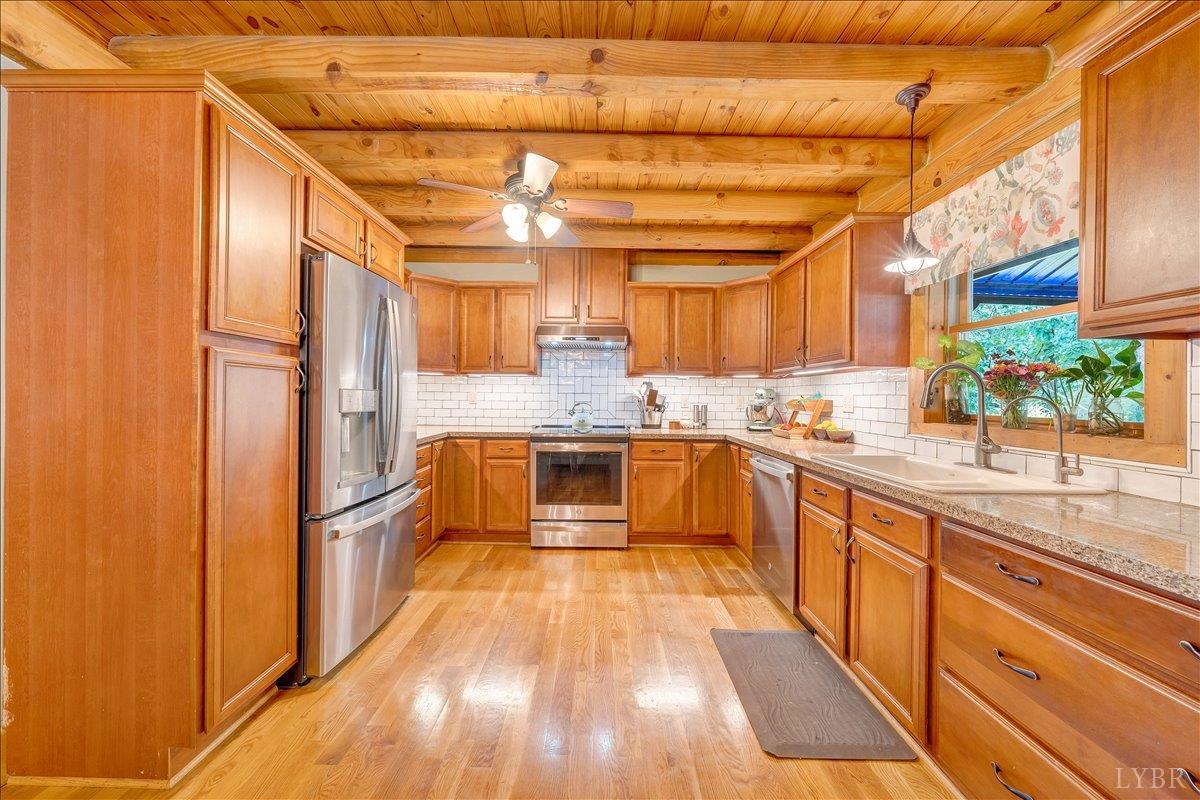 615 Muse Road Fincastle, VA 24090 - Photo 15 of 78 Gallery Image 15