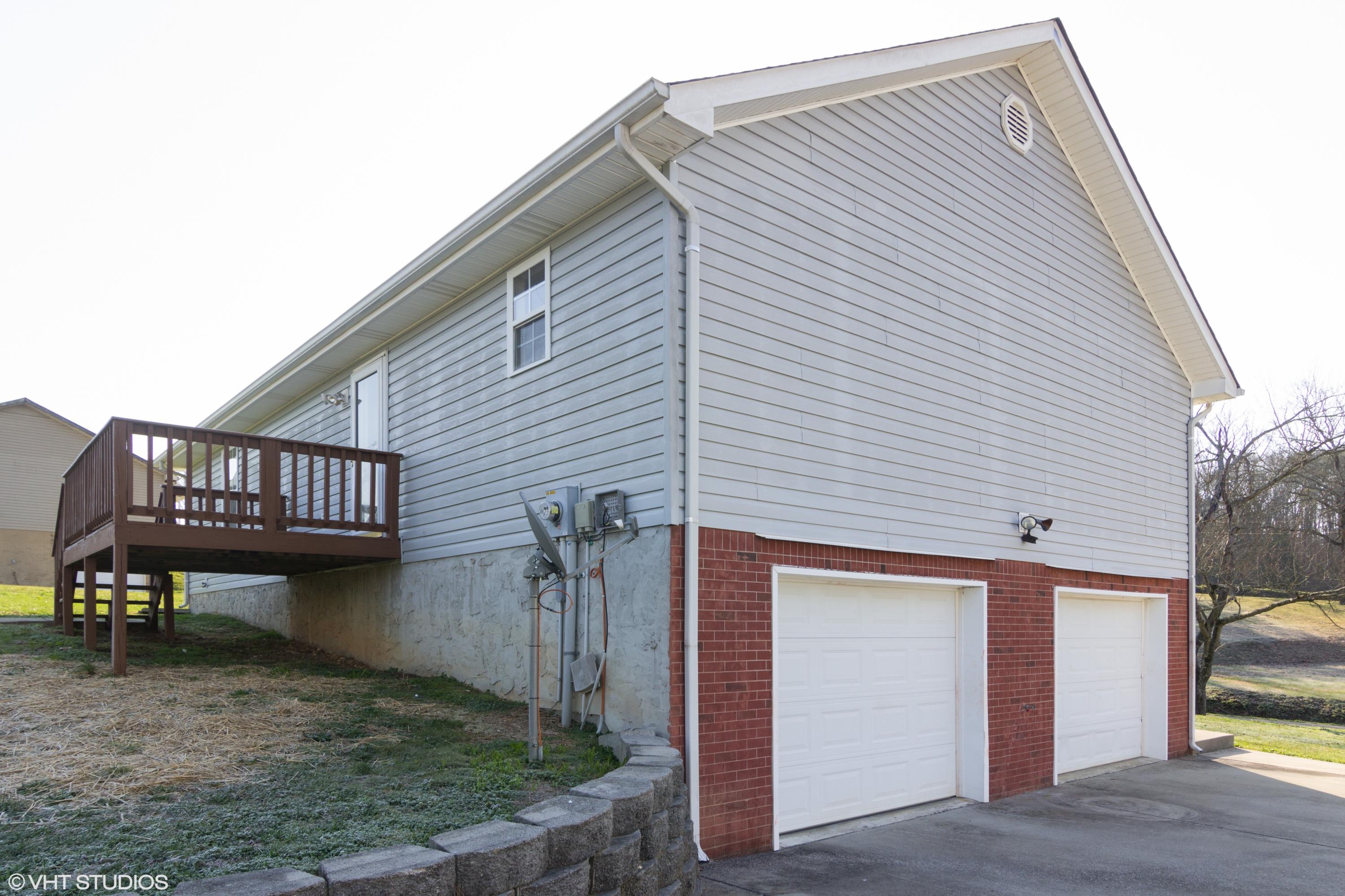 1305 Ketner Mill Road Whitwell, TN 37397 - Photo 22 of 25 garage