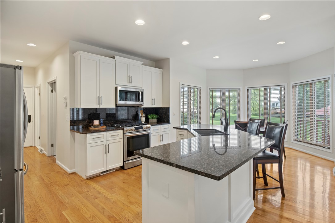 134 Stone Road Henrietta, NY 14534 - Photo 18 of 48