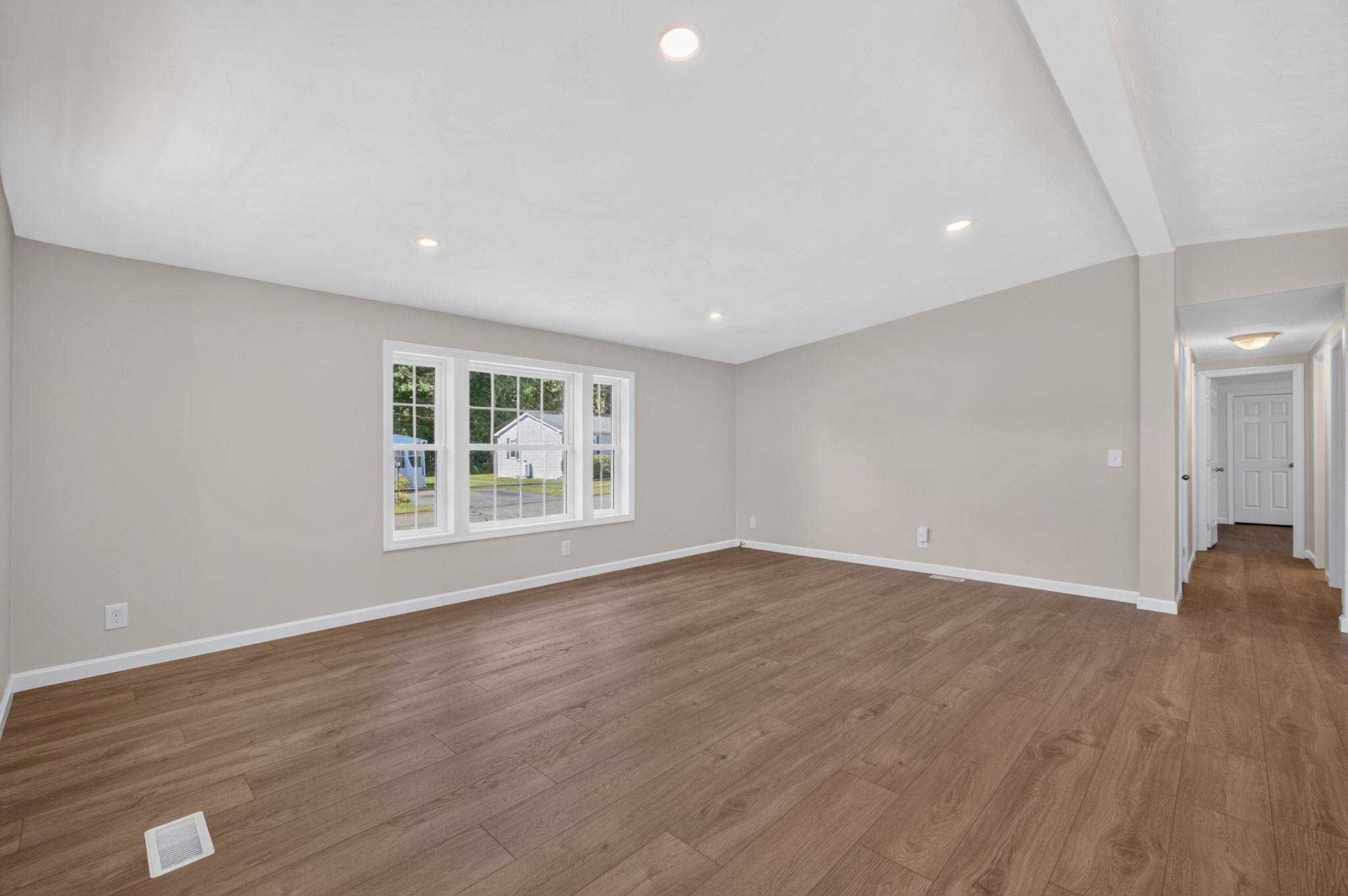 14 Amber Way Raynham, MA 02767 - Photo 22 of 33 Gallery Image 22