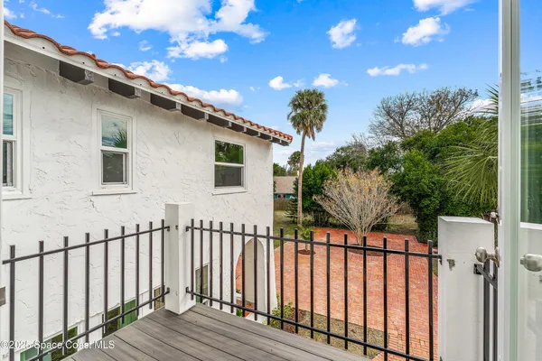 $799,900 | 121 Circle Drive, Cocoa, FL 32922