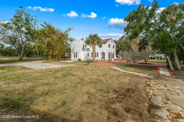 $799,900 | 121 Circle Drive, Cocoa, FL 32922