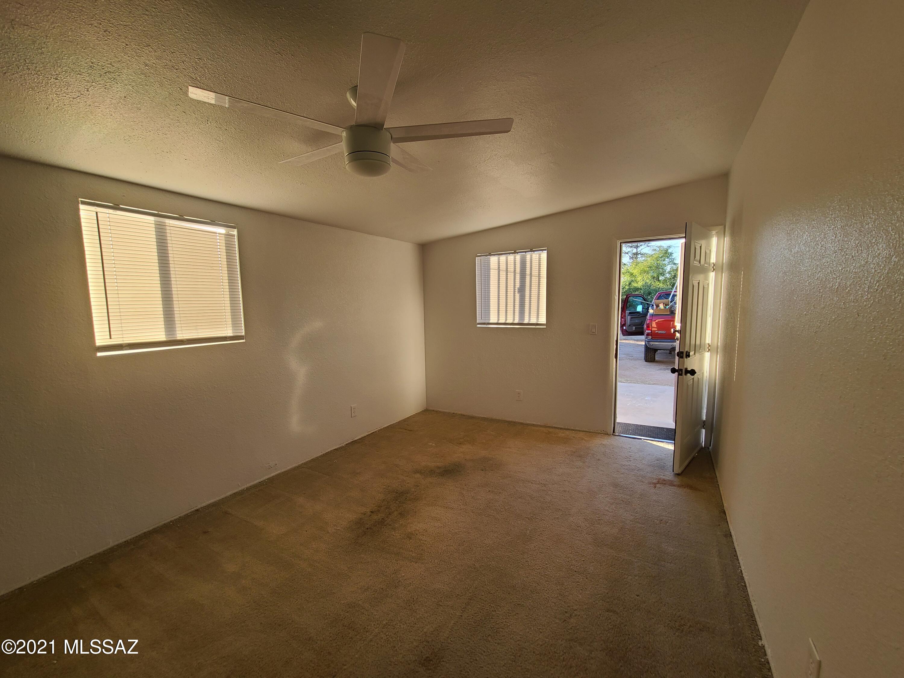 2002 South Howard Stravenue Tucson, AZ 85713 - Photo 25 of 31