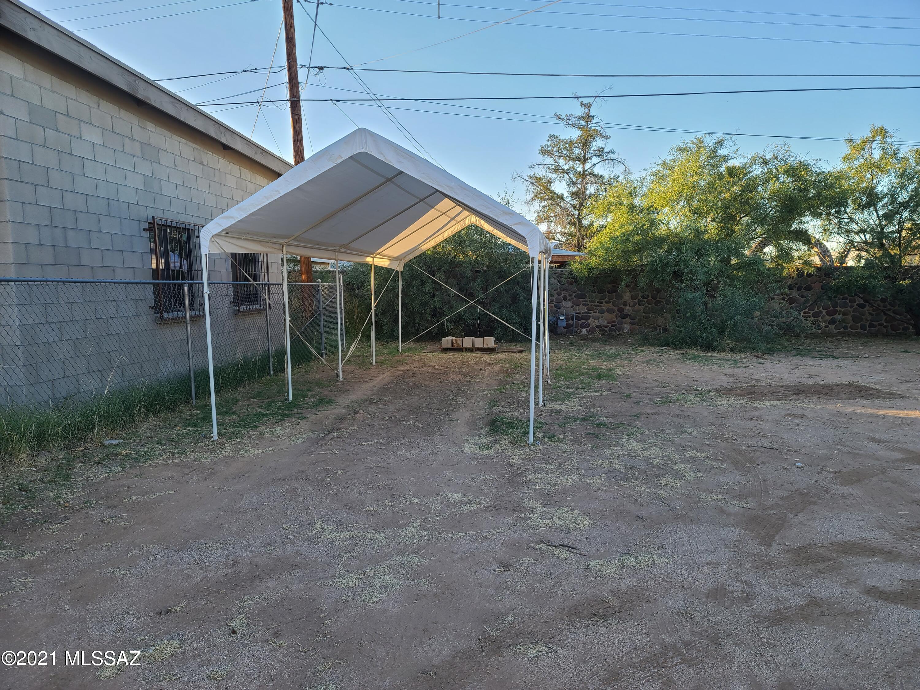 2002 South Howard Stravenue Tucson, AZ 85713 - Photo 27 of 31