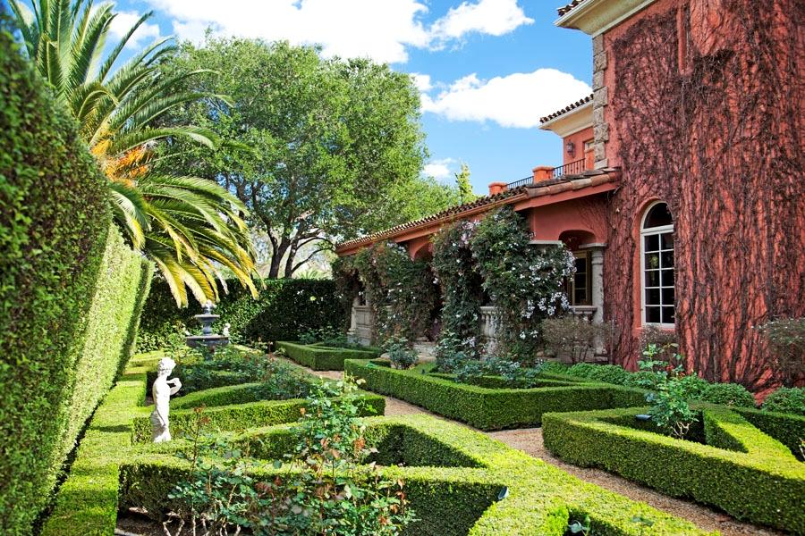 584 Barker Pass gdn