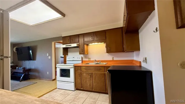 $1,250 | 2305 Lockport Road, Wheatfield, NY 14132