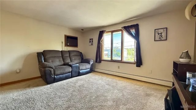 $1,250 | 2305 Lockport Road, Wheatfield, NY 14132