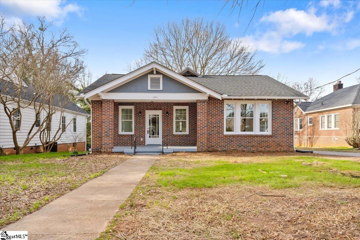 611 Boulevard Anderson, SC 29621 - Photo 1 of 32 Gallery Image 1