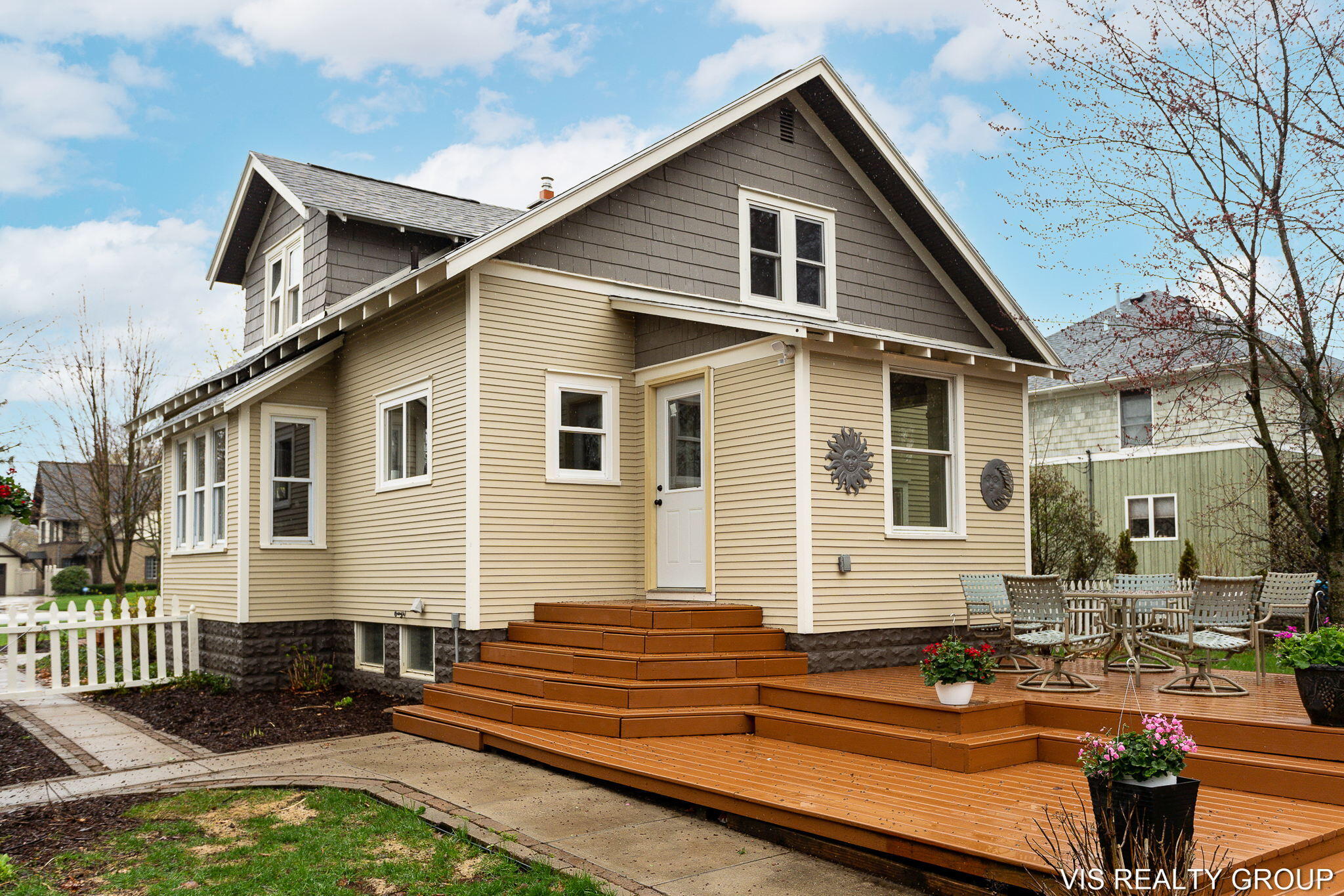 8-web-or-mls-519 River St Spring Lake-8