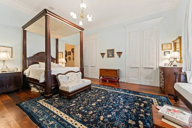 $1,549,500 | 5376 Live Oak Drive, St. Francisville, LA 70775