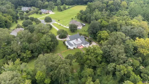 $1,549,500 | 5376 Live Oak Drive, St. Francisville, LA 70775