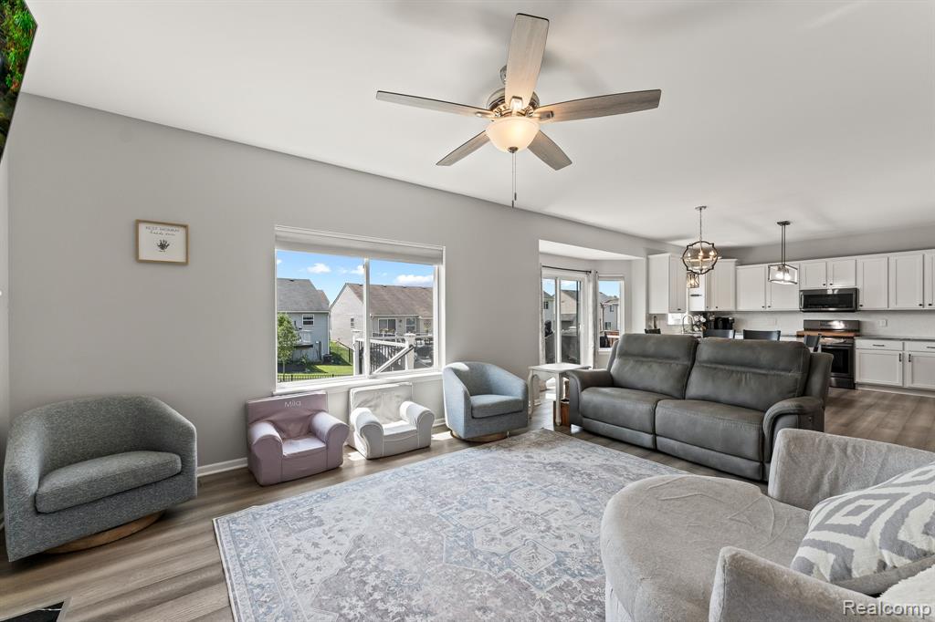 4074 Peach Tree Lane Howell, MI 48843 - Photo 10 of 38 Gallery Image 10