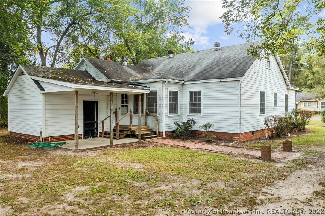 402 Bunnlevel Erwin Road Bunnlevel, NC 28323 - Photo 4 of 21 Gallery Image 4