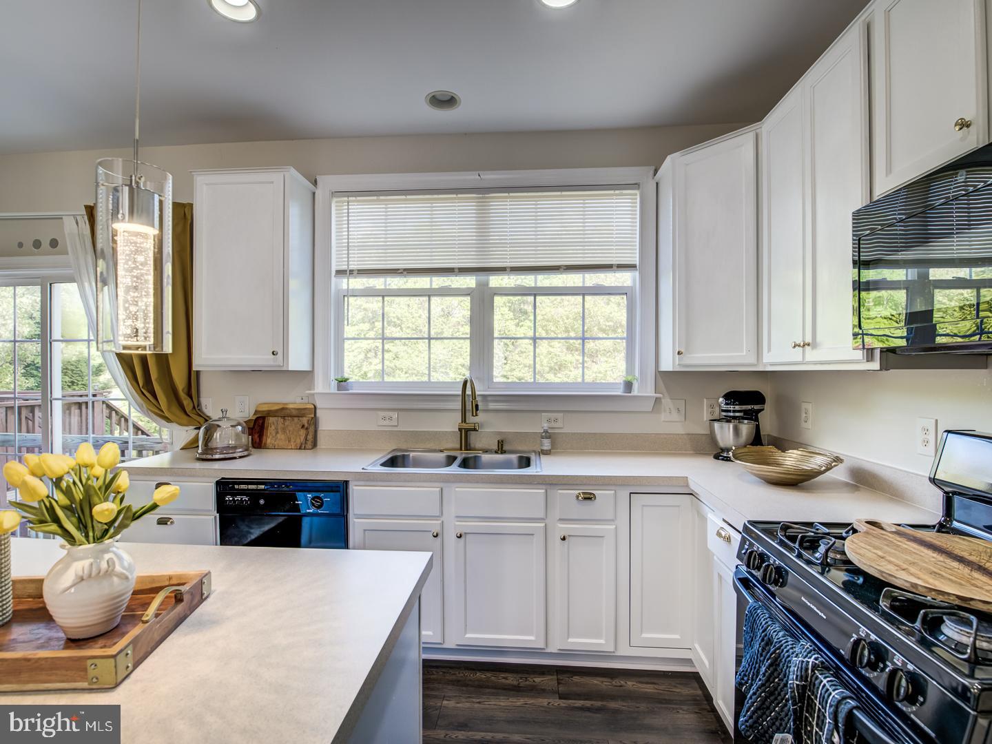 15683 Avocet Loop Woodbridge, VA 22191 - Photo 28 of 59